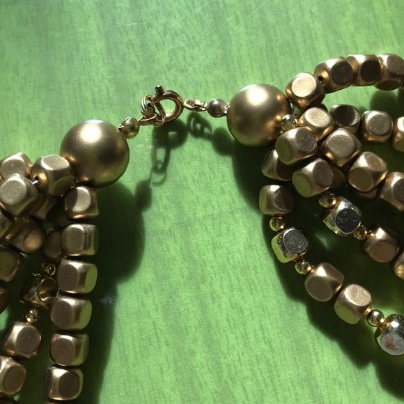 Torsade Gold-tone. 6 strand. Spring ring clasp. - Picture 2 of 5